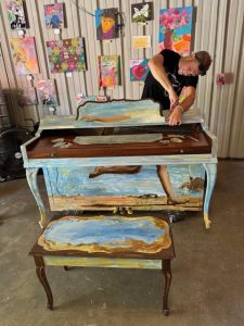 Painted Piano farm theme