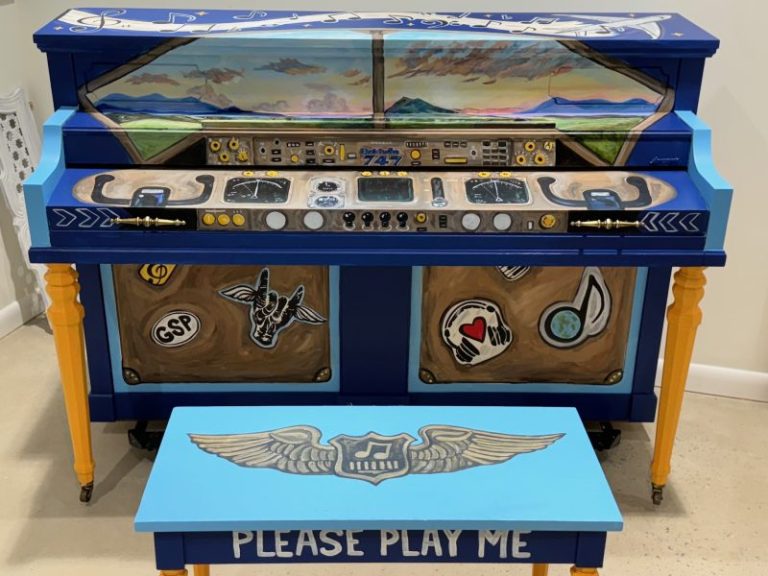 Piano painted like an airplane cockpit